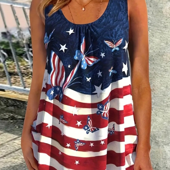 NEW!! Women's Trendy Plus Size Butterfly Patriotic Tank Top!! Open to Offers!🦋✨ - Picture 12 of 12